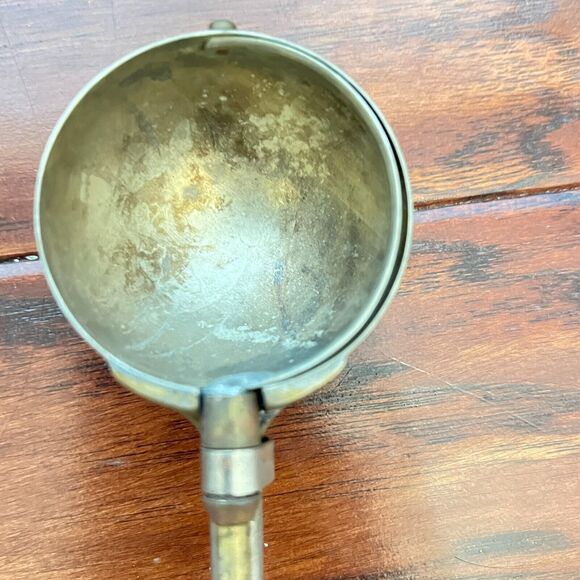 VTG GILCHRIST'S # 31 Wood Handle Brass Mechanical Ice Cream Scoop 11" IUC - Picture 8 of 8